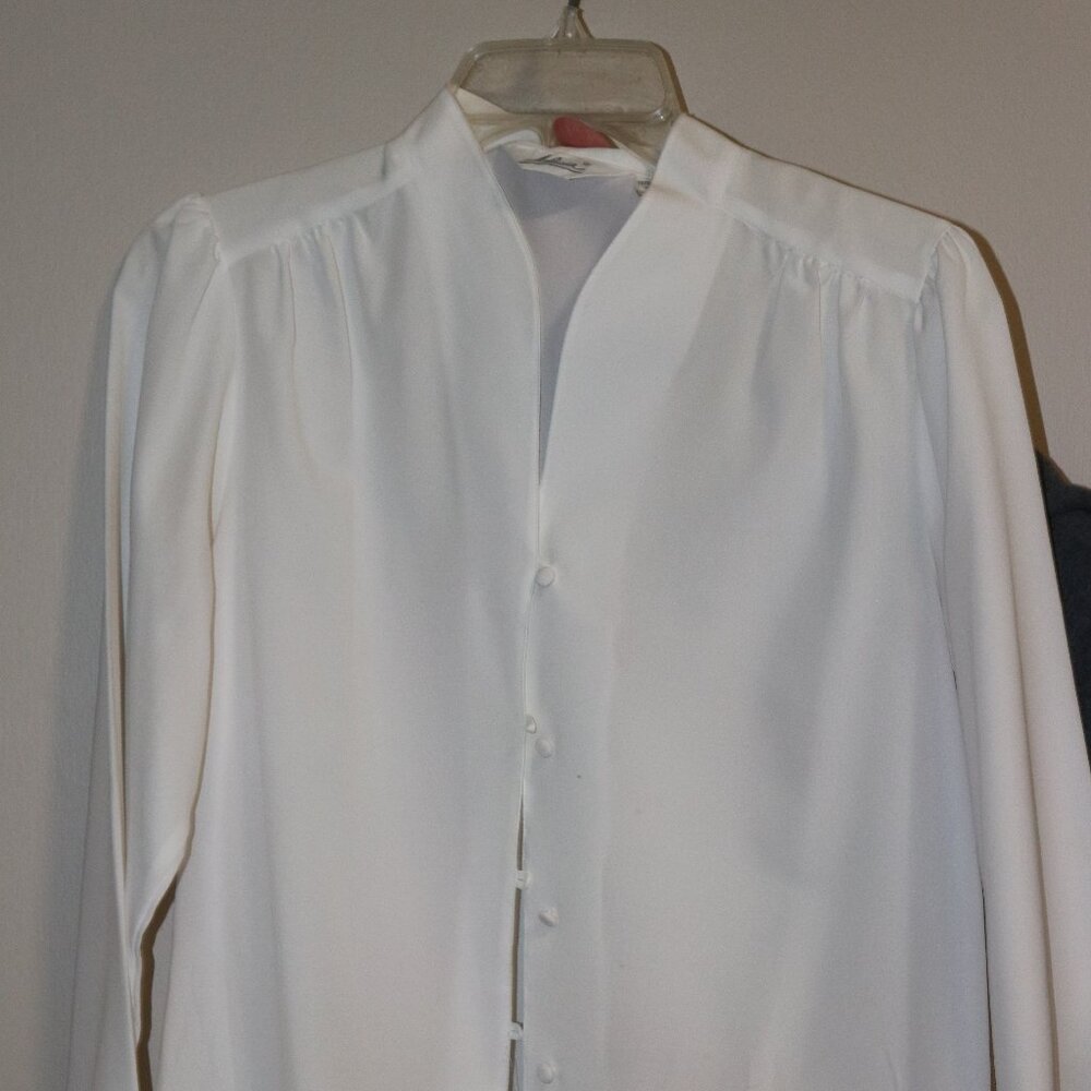 Women's Alicia size 12, dress blouse, ivory. New
